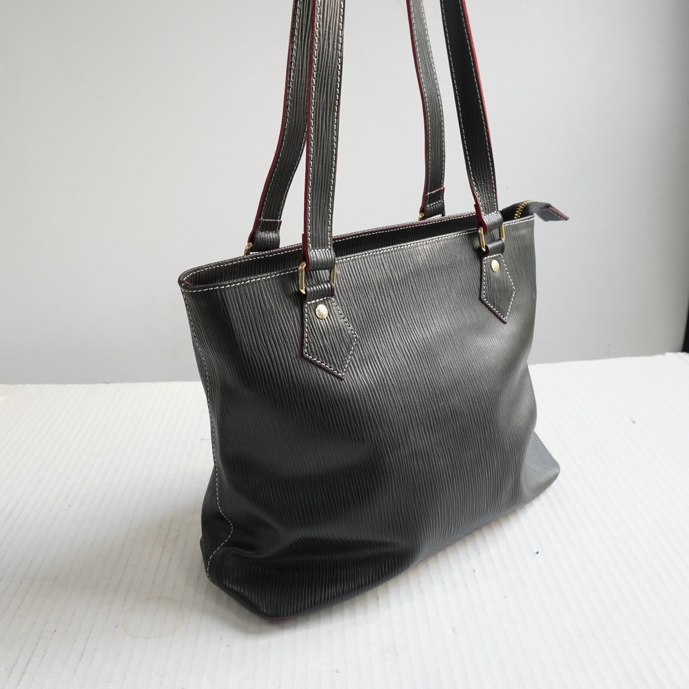Arcadia Black Epi Textured Leather Shoulder Bag Tote Made in Italy Gold Hardware